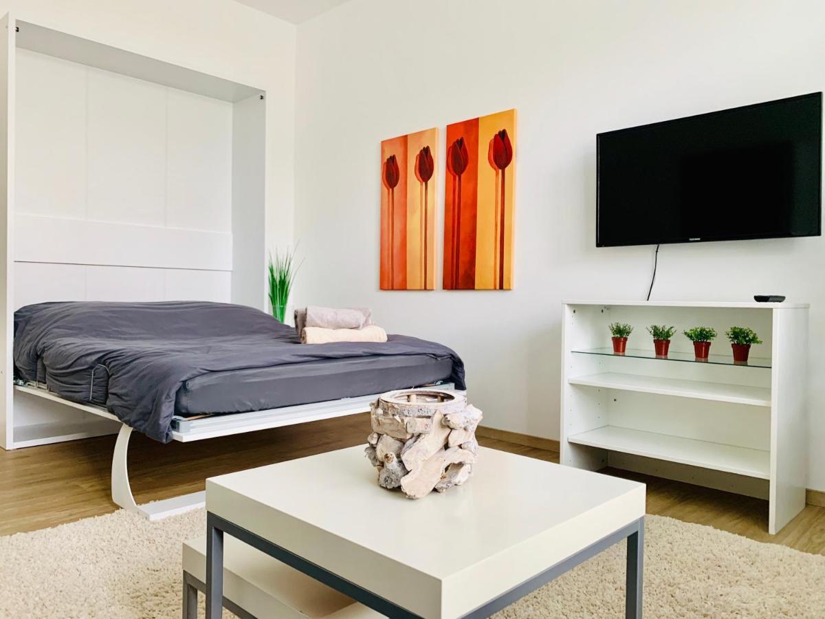 Moderner Bungalow, 20 Minuten Bis Hannover City, 24H Check-In Garbsen Buitenkant foto