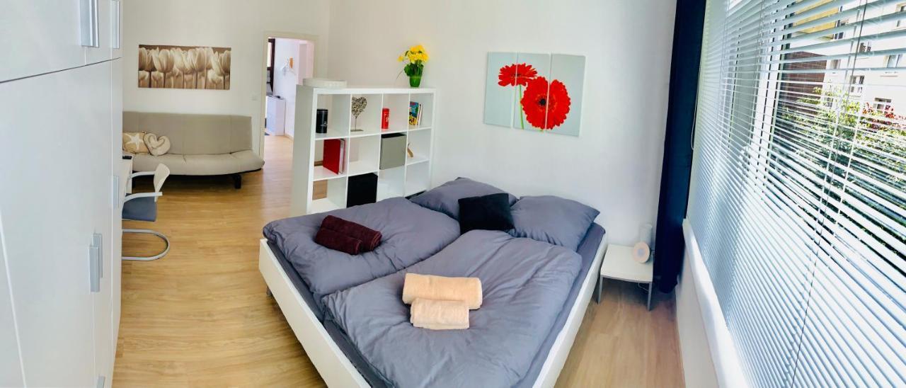 Moderner Bungalow, 20 Minuten Bis Hannover City, 24H Check-In Garbsen Buitenkant foto