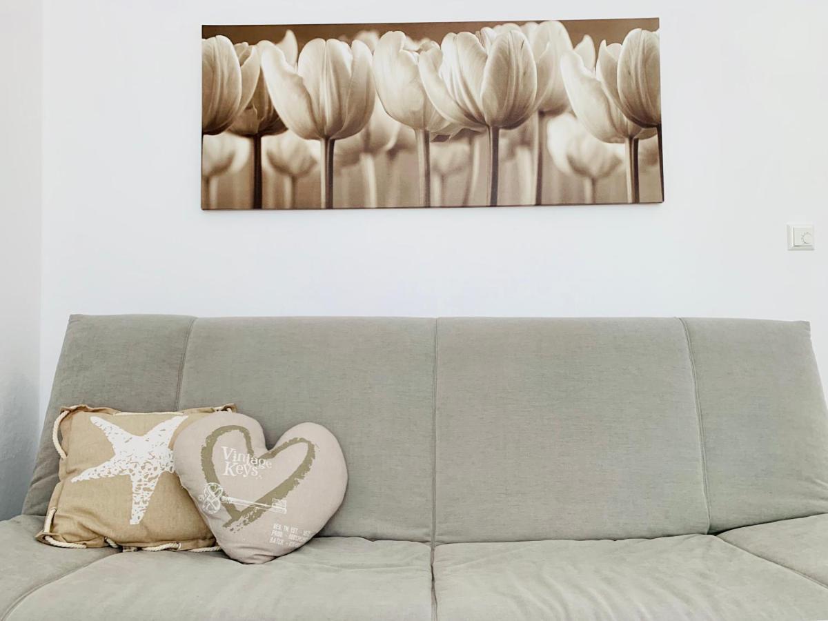 Moderner Bungalow, 20 Minuten Bis Hannover City, 24H Check-In Garbsen Buitenkant foto