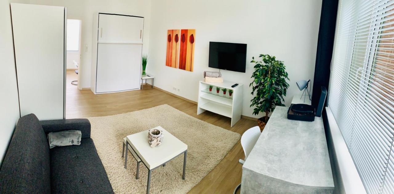 Moderner Bungalow, 20 Minuten Bis Hannover City, 24H Check-In Garbsen Buitenkant foto